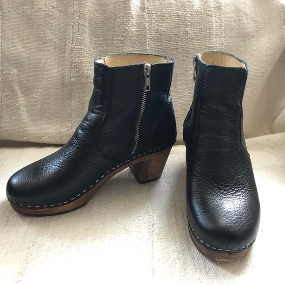 maguba clog boots